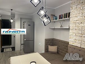 Тристаен апартамент под наем 86 кв.м Обзаведен Последен етаж