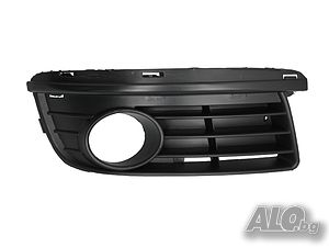 Vw Golf 5 Variant / Решетка за броня предна дясна Голф 5 комби 06.2007-07.2009