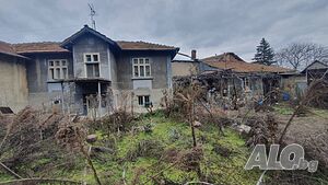 Къща в Полски Тръмбеш