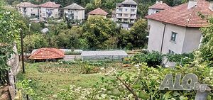 Продавам парцел