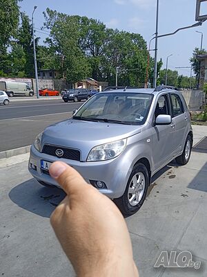 Коли под Наем, Кабрио, Джип, Автоматик, ЛИМУЗИНА, Микробус,Rentacar, ПътнаПомощ, Кемпер, Лодка