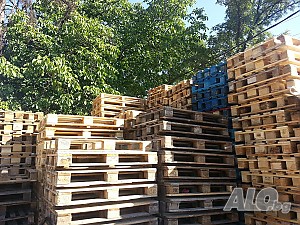 Продава дървени палети (европалети) и скари