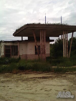 Продавам три селскостопански сгради в село Бръшляница, община Плевен, област Плевен Продажба 617 кв.м Не е в регулация Без ток Без вода | Парцели за застрояване, Инвестиционни проекти | Бръшляница