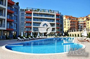 Тристаен апартамент с ГЛЕДКА МОРЕ в к-с Сън Уейв, гр. Свети Влас