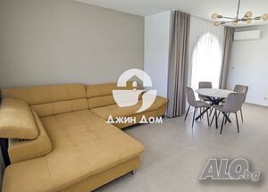 Стилен двустаен апартамент в к-с „Гранд Вилидж“, с. Кошарица