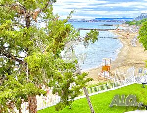 Двустаен апартамент с ПАНОРАМА МОРЕ в к-с Сън Палас, гр. Свети Влас Двустаен апартамент 60 кв.м Тухла 2010 г. 2 етаж Непоследен | Апартаменти | Свети Влас