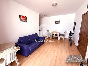 Тристаен апартамент в к-с Съни Дей 6, к.к. Слънчев бряг Тристаен апартамент 76 кв.м Тухла 2010 г. 4 етаж Последен етаж | Апартаменти | Слънчев бряг