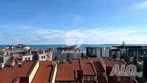 Тристаен мезонет с ПАНОРАМА МОРЕ в к-с „Морски Фар“, гр. Свети Влас