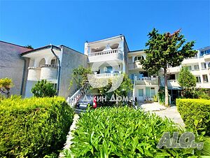 Къща с гледка море в с. Равда Триетажна къща 250 кв.м РЗП 50 кв.м двор | Къщи, Вили | Равда