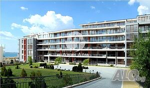 Просторен едностаен апартамент в к-с Сън Уейв, гр. Свети Влас