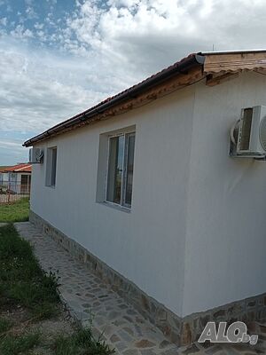 Продава къща 95m² с парцел 500m² близо до Бургас