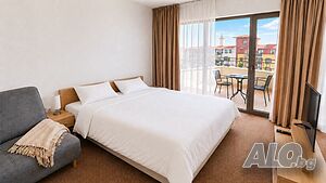 Студио с морска гледка за продажба. Marina Cape Resort, Ахелой, Слънчев бряг