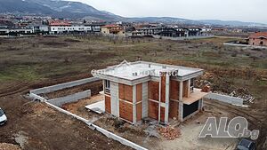 Панорамна самостоятелна къща, с акт 14, с. Белащица