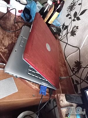 Лаптоп Dell