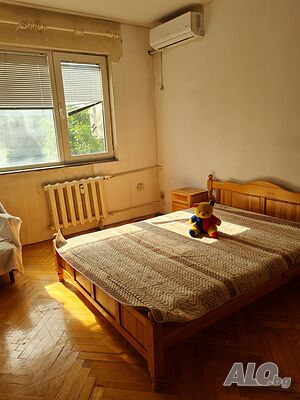 Продавам двустаен апартамент, 64кв.м; до р-нт. Кишинев