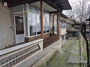 Гранд Имоти БГ продава къща в гр. Гълъбово