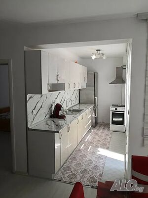 Тристаен апартамент кв. Бадема