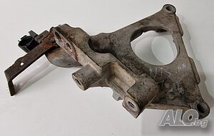 Лапа Двигател Нисан Примера 2.2 Nissan Primera 2.2 Di dCi