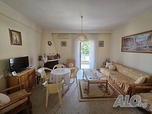 Неа Плагия Халкидики Гърция апартамент 81м2. Двустаен апартамент 81 кв.м Тухла 1985 г. 1 етаж Първи жилищен | Апартаменти | Халкидики Гърция Гърция (GR)