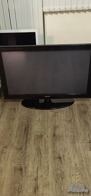 Телевизор Samsung