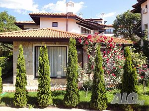 Компактен апартамент в комплекс ”Bay View Villas”