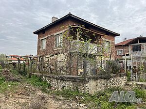 Къща за продажба в с. Капатово, Петрич