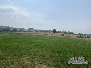 Поземлен имот за продажба