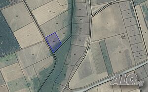 Поземлен имот за продажба в с. Склаве