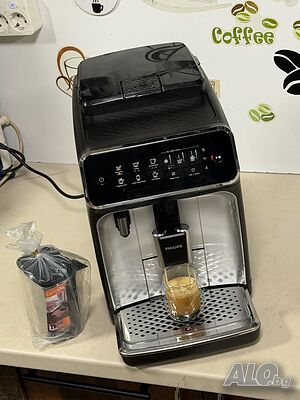 Кафемашина кафе автомат Philips Latte go с гаранция