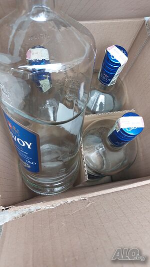 Стъклени бутилки от водка 1.75л
