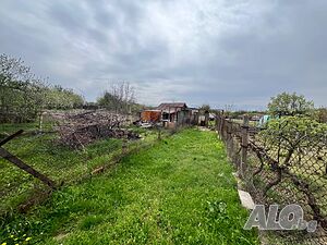 Парцел 1.3 дка за Строеж на Вила / Къща в Казанлък Вилна Зона Старите Лозя