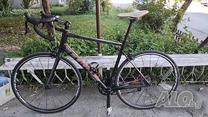 Продавам шосеен велосипед Cube Attein 105