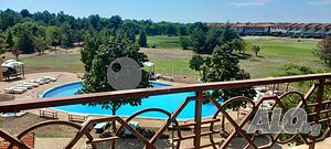 Тристаен обзаведен апартамент в затворен комплекс Lighthouse Golf & Spa Resort, до Балчич