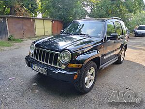 Продавам Jeep Cherokee III KJ 2.8 CRD, 2005 г., автоматик и 4x4, на реални 204 757 км.