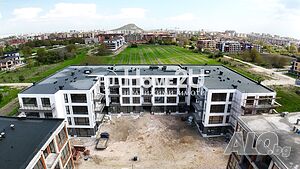 Едностаен апартамент - 53 кв.м. - Среден етаж