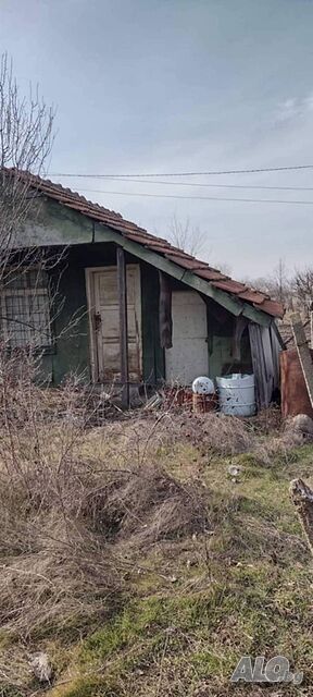 УПИ с малка стара вила ситуирани в кв. Каменец на гр. Хасково Едноетажна къща 47 кв.м РЗП 684 кв.м двор | Къщи, Вили | Каменец Хасково