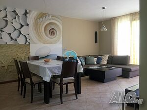 Луксозен тристаен апартамент с гледка море в елитния комплекс ”OASIS RESORT LOZENETS”, Лозенец