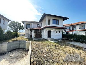 🏡 Продава: Вила На 5 км от Плажа 🚫 Без Комисионна от Купувача! ✅