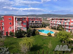 Продава - апартамент в Холидей Форт Клуб, Слънчев бряг