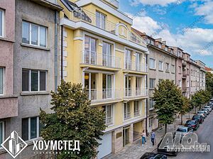 Двустаен апартамент в ж.к. Възраждане