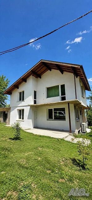 130 кв.м РЗП 830 кв.м двор
