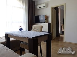 Двустаен апартамент под наем в луксозна сграда с приятен морски бриз