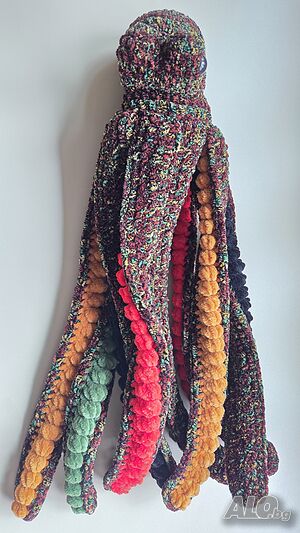 Ръчно Плетени Големи Плюшени Играчки от Дете.