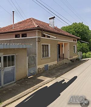Продавам къща с двор в Троянския Балкан