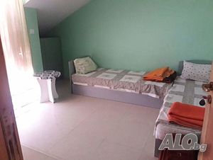 под наем студио в Браво-5 сл. бряг целогодишно.