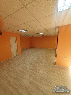 Отдава се под наем помещение в гр. Добрич, Локация: ул. Сан Стефано