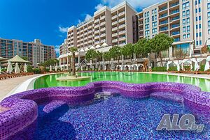 Пентхаус с 2 спални с фронтална гледка към морето и басейна в Royal Beach Barcelo, Слънчев Бряг