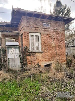 Продавам къща с 3 спални на 30 минути с кола от Велико Търново