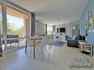 Реновиран двустаен апартамент в Nessebar Fort Club, Слънчев бряг