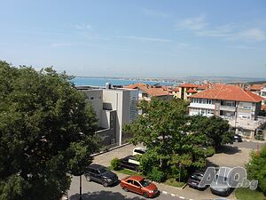 Тристаен апартамент